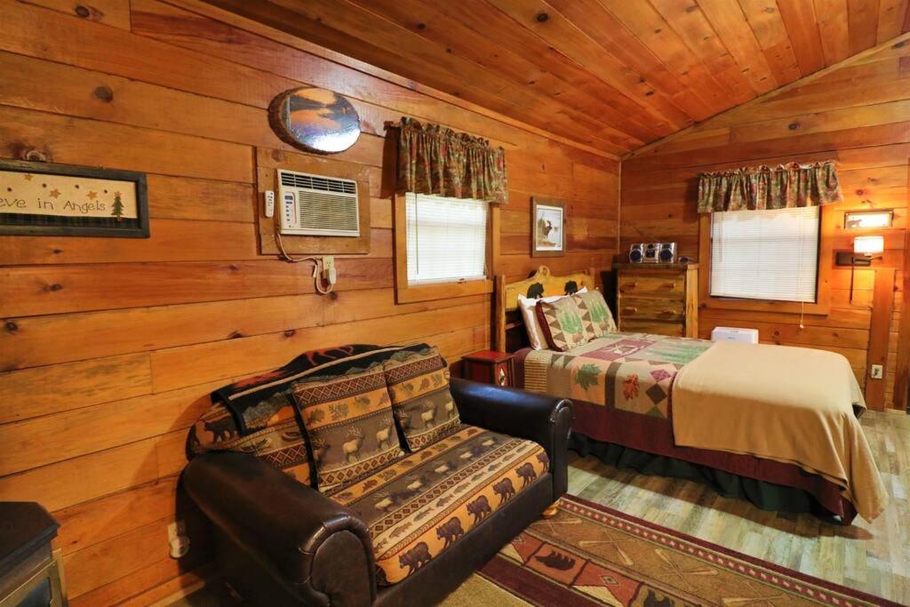 Alpine Mountain Sweetheart Cabin Jacuzzi #6 Хелен Экстерьер фото